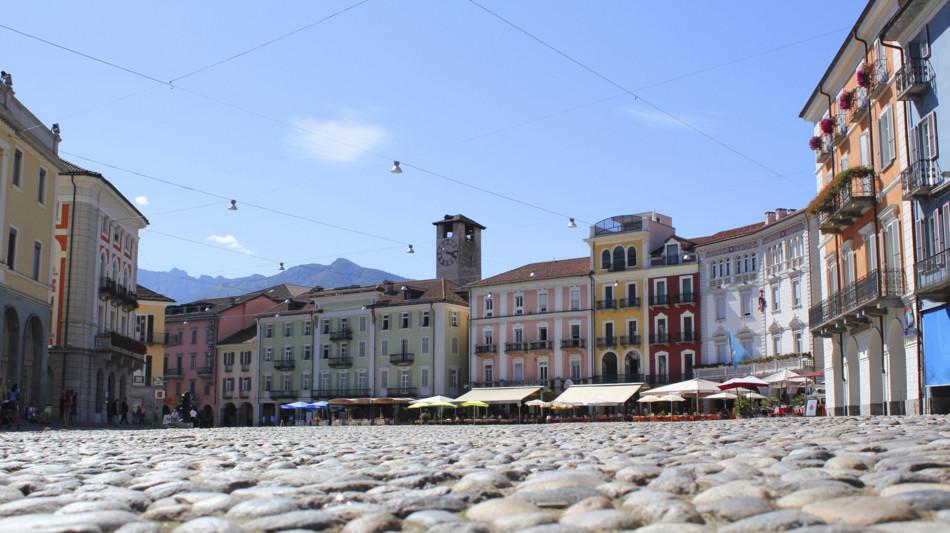 locarno-piazza-grande-1401-0.jpg