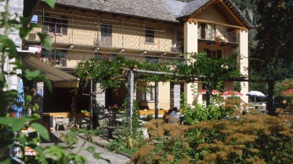 sonogno-ristorante-alpino-1261-2.jpg