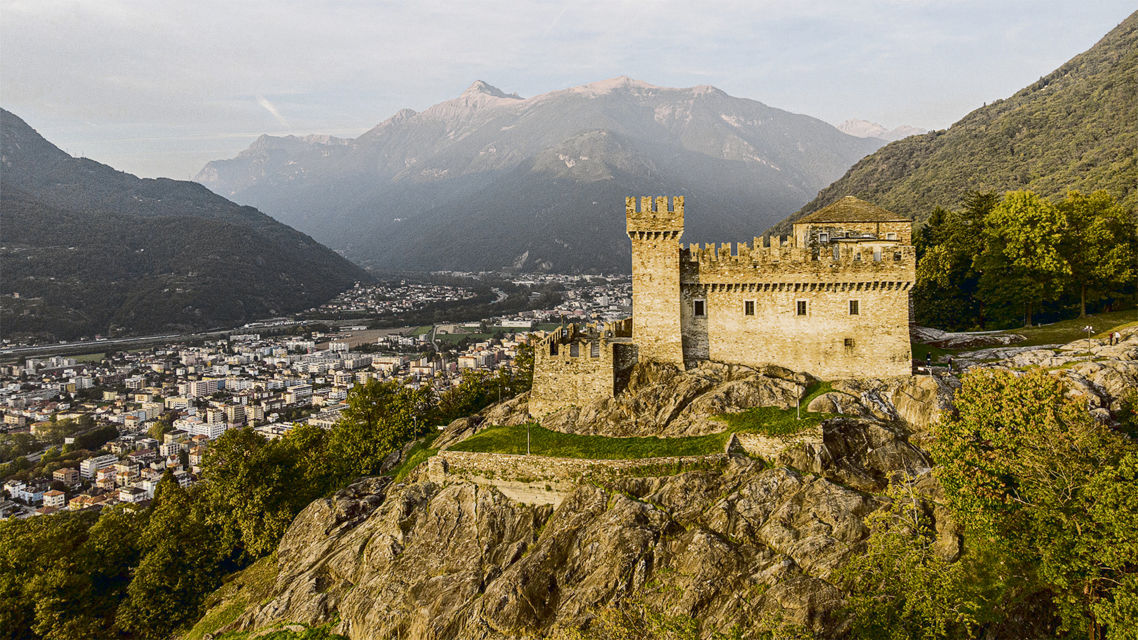 Castelli-di-Bellinzona-36453-TW-Slideshow.jpg