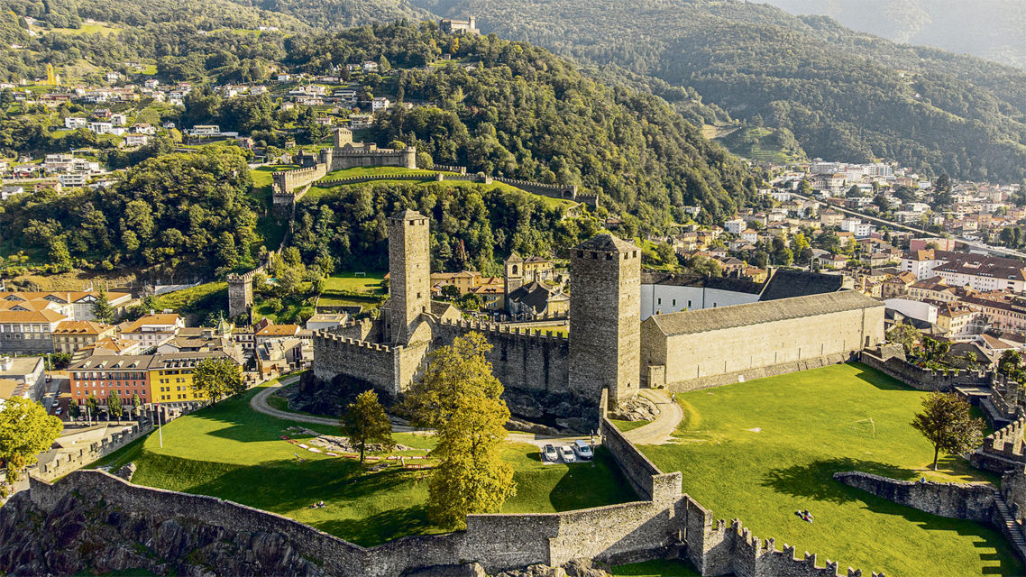 Castelli-di-Bellinzona-36455-TW-Slideshow.jpg