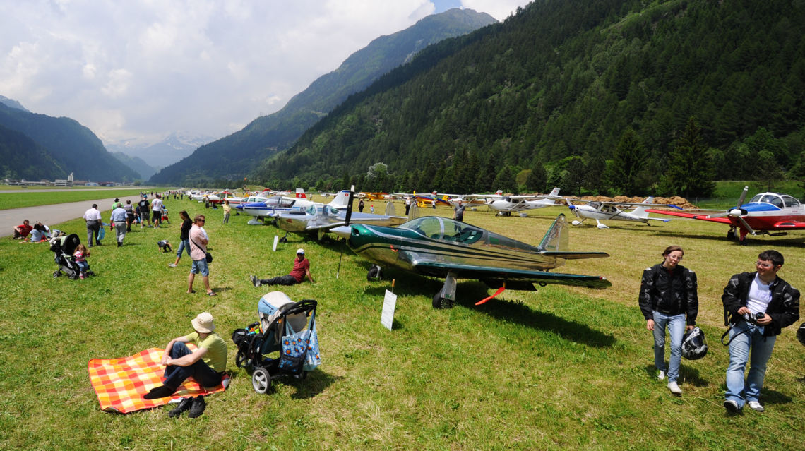 Fly-in-7482-TW-Slideshow.jpg
