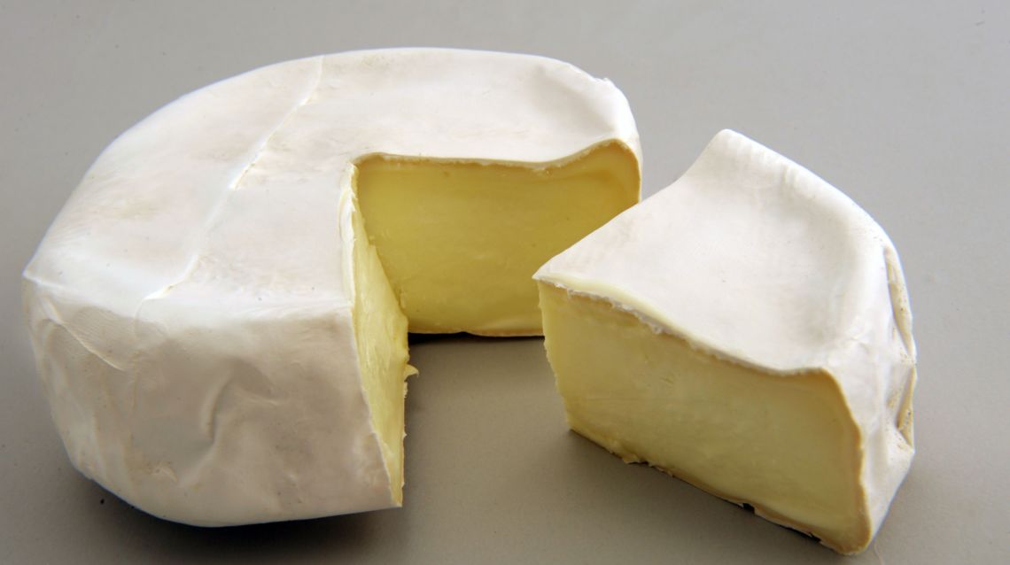 Formagella-Latte-di-pecora-1073-TW-Slideshow.jpg