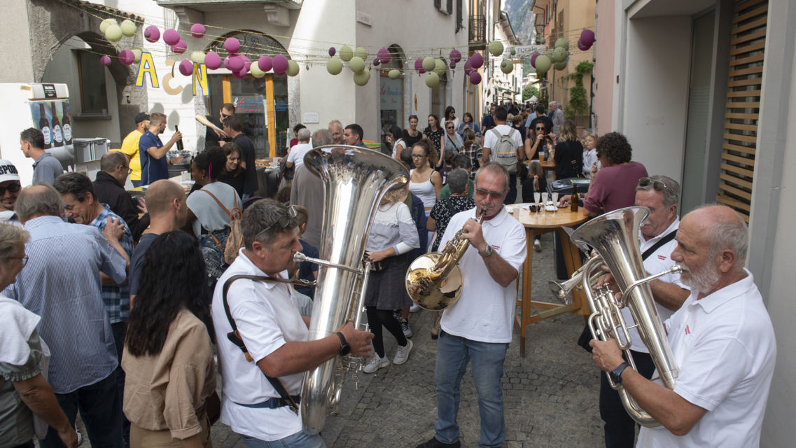 Sagra-del-borgo-36444-TW-Slideshow.jpg