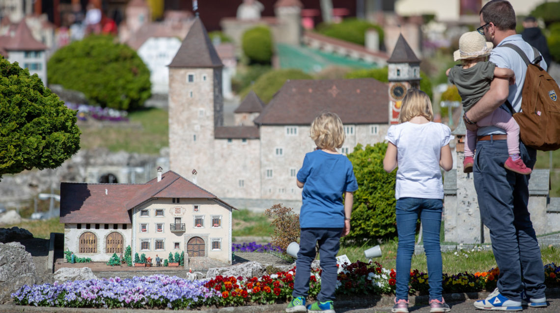 SwissMiniature-25338-TW-Slideshow.jpg