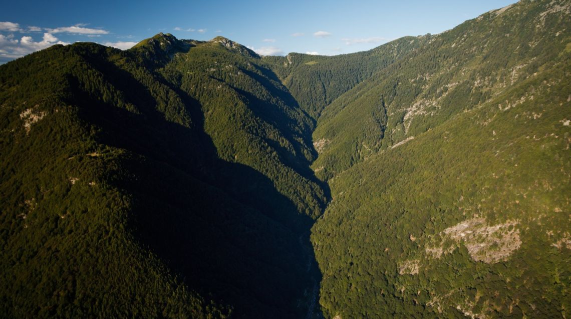 Valle-di-Lodano-26850-TW-Slideshow.jpg