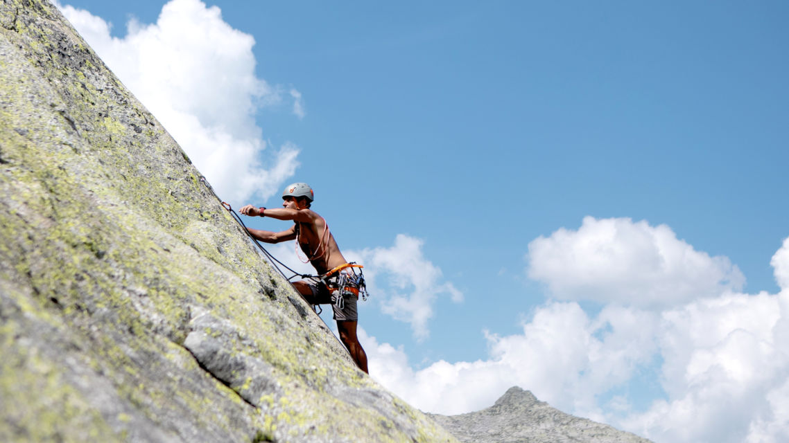 arrampicata-free-climbing-36304-TW-Slideshow.jpg