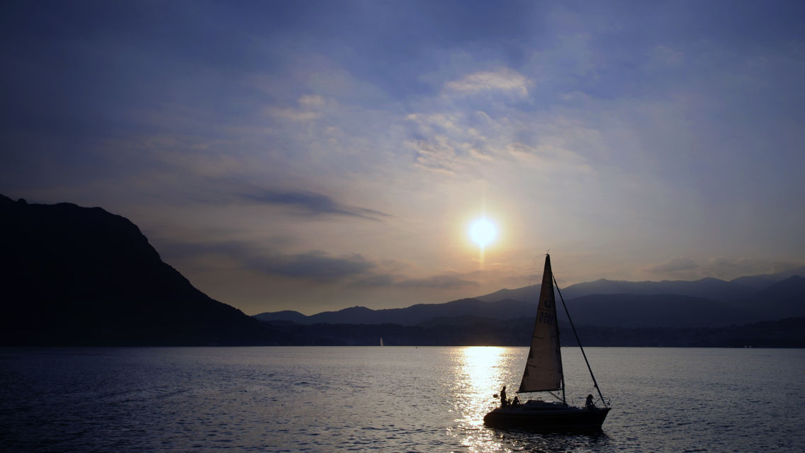barca-a-vela-al-tramonto-34213-TW-Slideshow.jpg