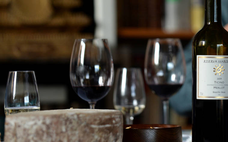 degustazione-vini-e-formaggio-36448-TW-Interna.jpg